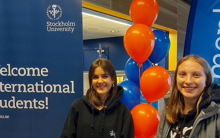 Exchange students on Arrival Day.